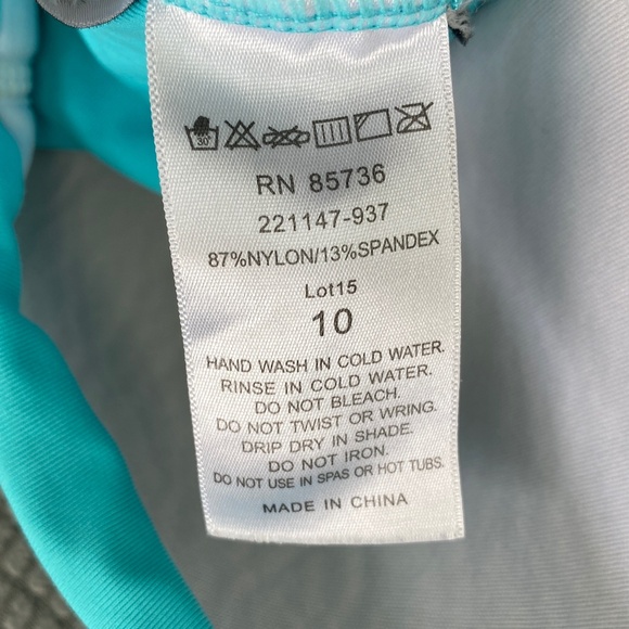 Bathing suit by Maxine - Picture 8 of 12